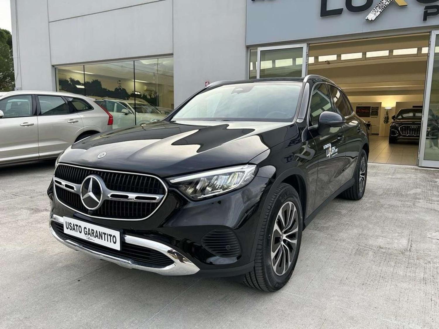 Mercedes-Benz GLC 220 D 4Matic Business Avantgarde+Memory 4MATIC