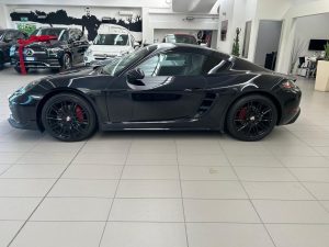 Porsche Cayman 718