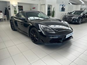 Porsche Cayman 718