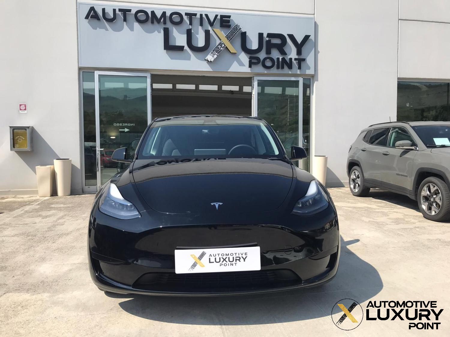 Tesla Model Y Long Range AWD