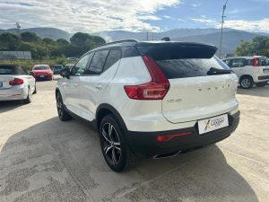 Volvo XC40 T4 AWD Geartronic R-design